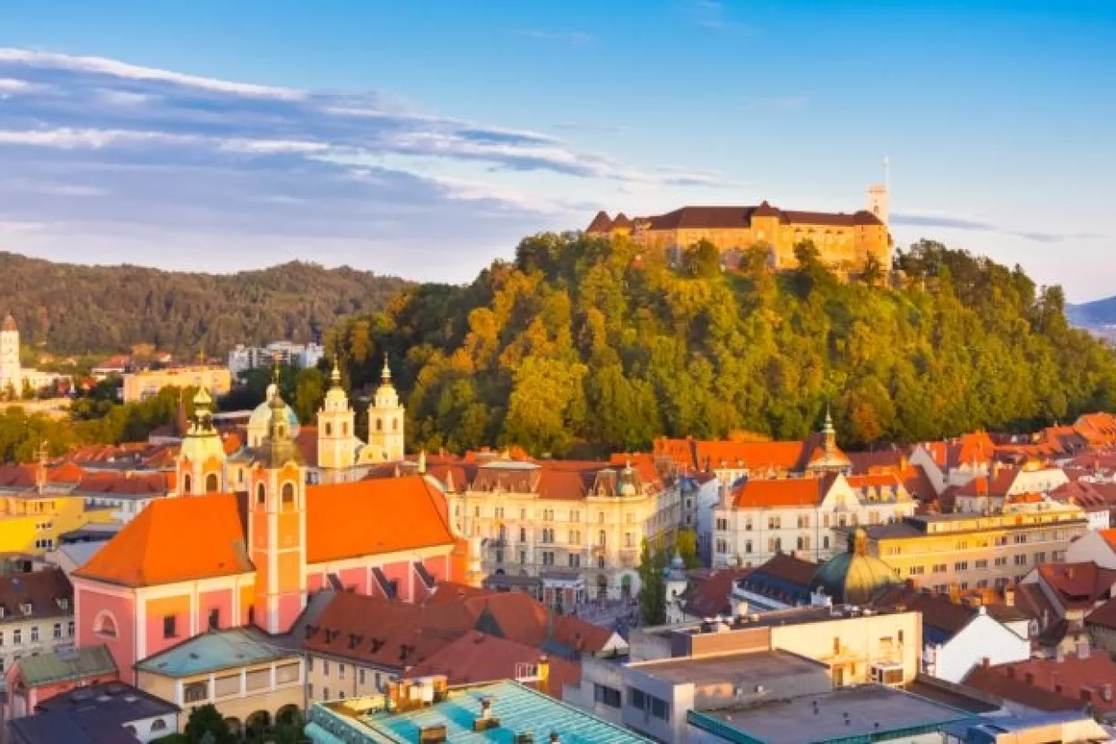 Slovenci smanjili proračunski deficit za 2,4 posto