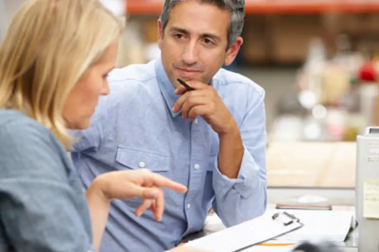 Može li se zadovoljiti šefova kontradiktorna očekivanja?