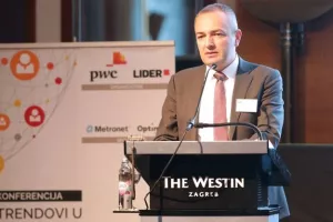 Ljuština predvidio uspon samovozećih automobila, automatizaciju slabo plaćenih poslova