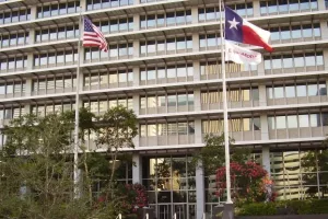 Pedesetpostotno urušavanje dobiti ExxonMobila