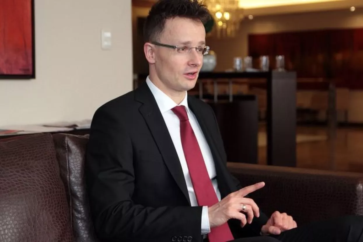 Szijjarto: Poslovna suradnja između Hrvatske i MOL-a politički neodrživa