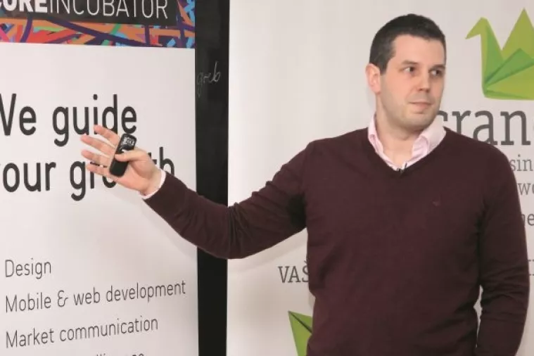 Svatko može otvoriti j.d.o.o. i zaposliti ljude kao Uberove vozače