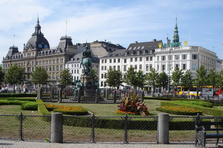 Nakon pet godina negativnih kamata Danci bogatiji no ikad