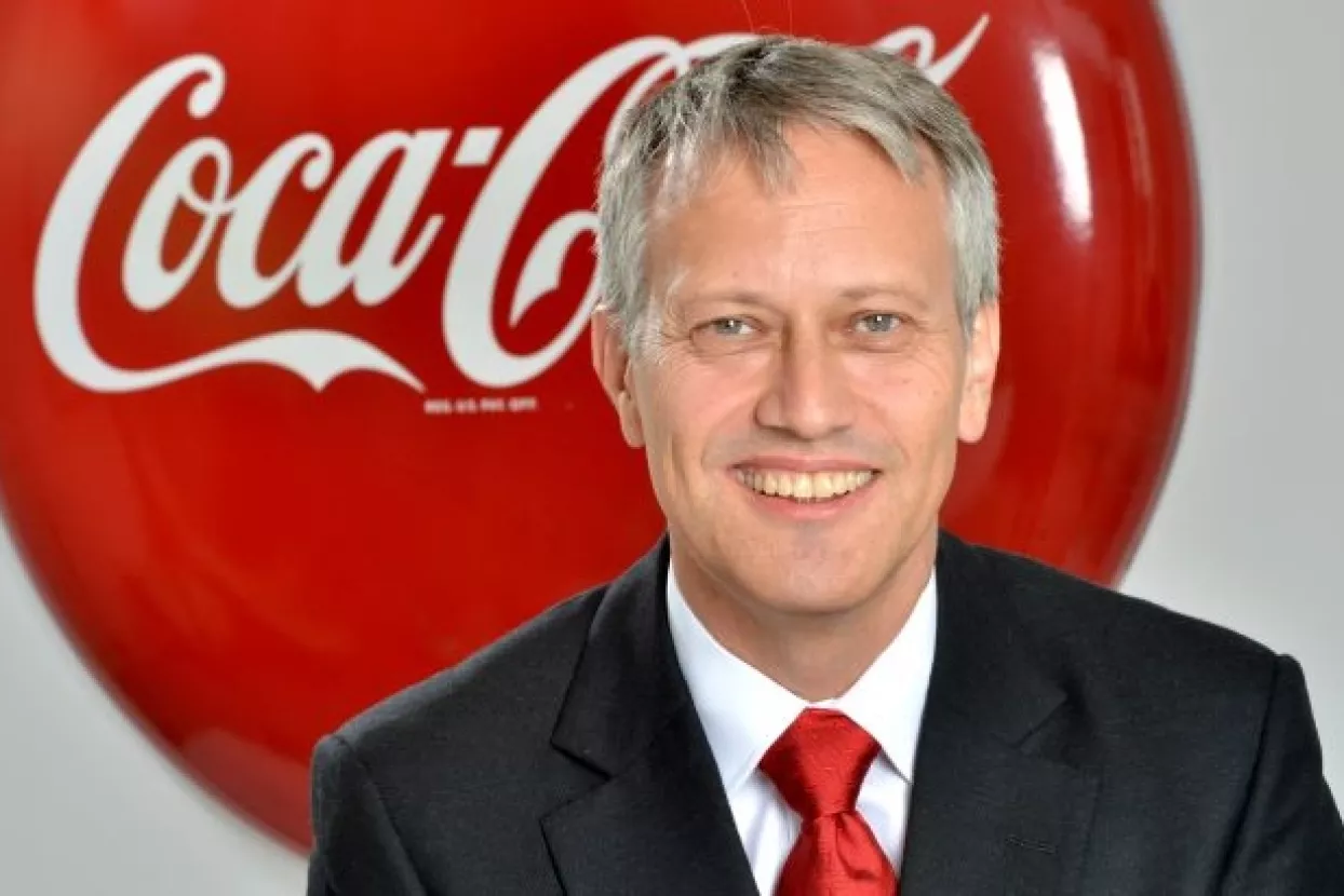 Dobit Coca-Cole potonula 55 posto, nastavlja se outsourcing i restrukturiranje