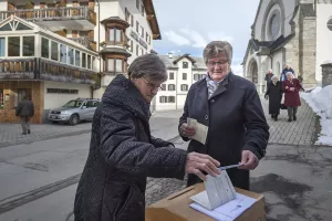 Švicarci prihvatili lakše odobravanje državljanstva useljenicima