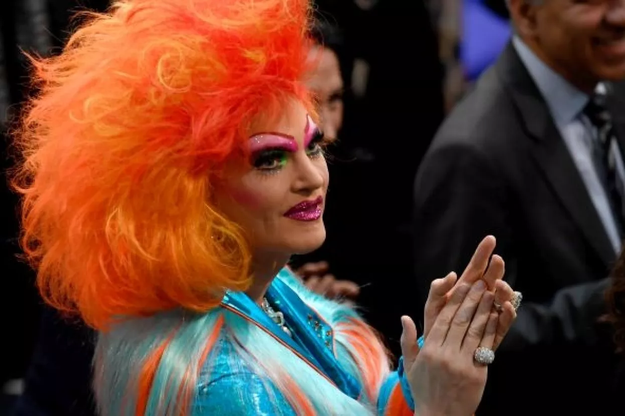 Transvestit Olivia Jones 'unio malo živosti' u Bundestag