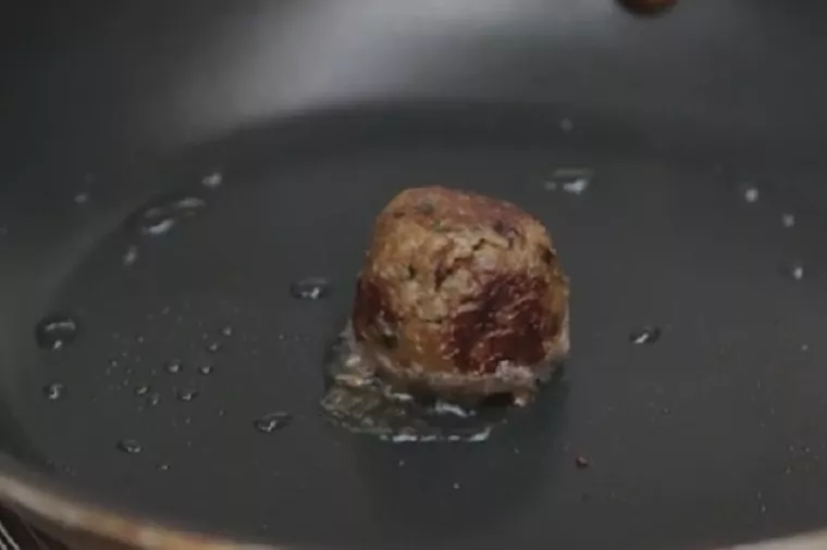 Meso stvoreno u laboratoriju bit će na tržištu za pet do deset godina