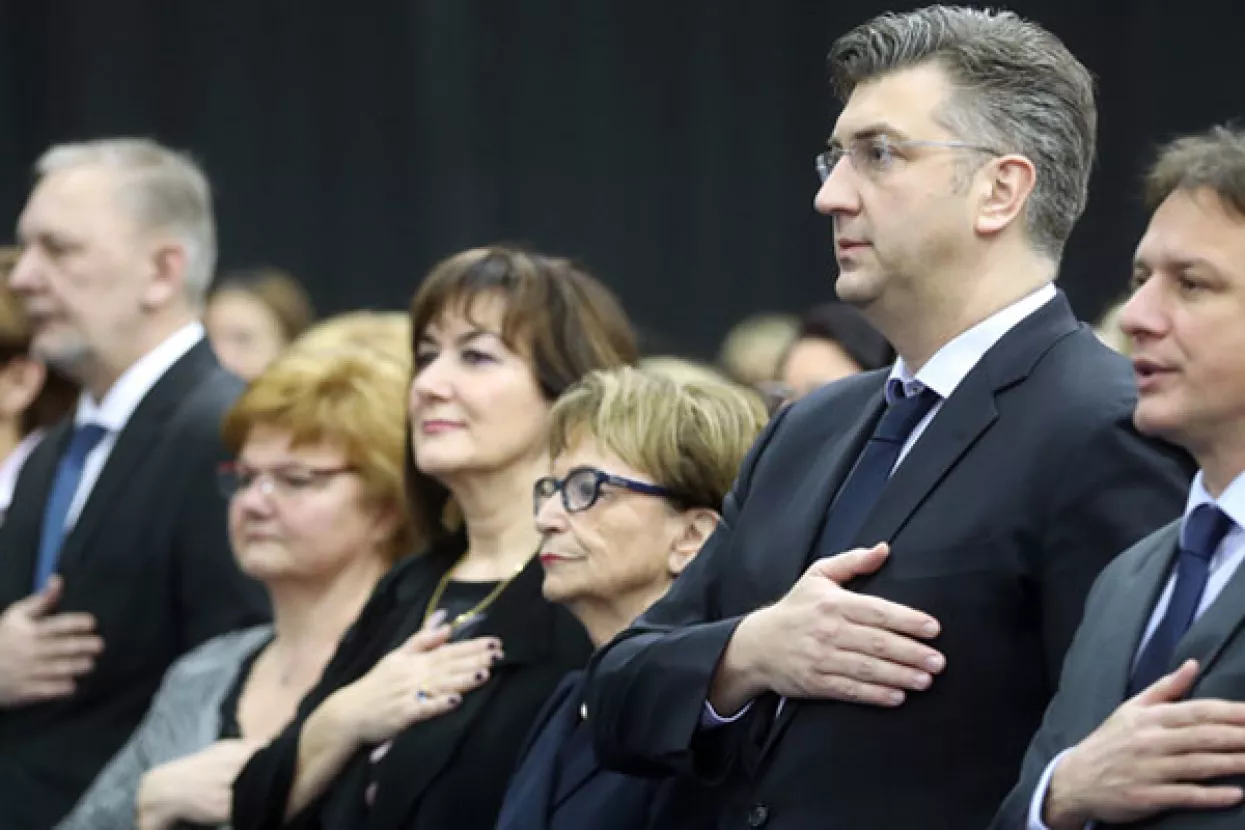 Plenković: IPO HEP-a je itekako na stolu jer ne generira novi dug