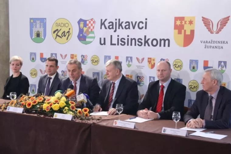 Kajkavci u Lisinskom
