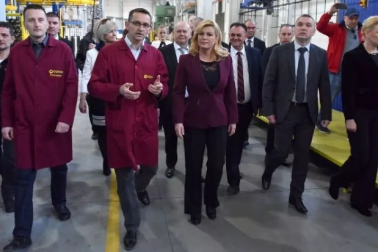 Grabar-Kitarović pozvala HBOR na poticanje izvoza i izvoznika