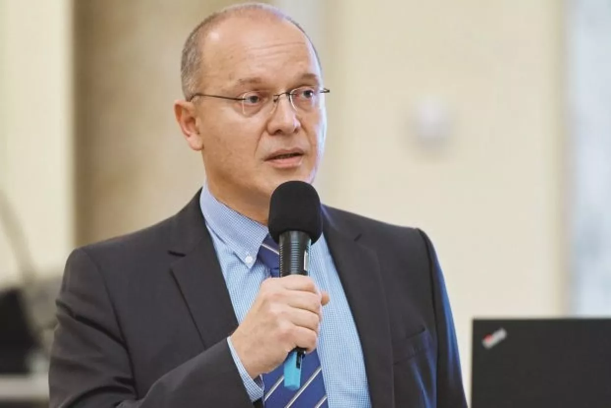 Weber Escal: Austrijski dostavljači letaka oživljavaju pa likvidiraju zadruge