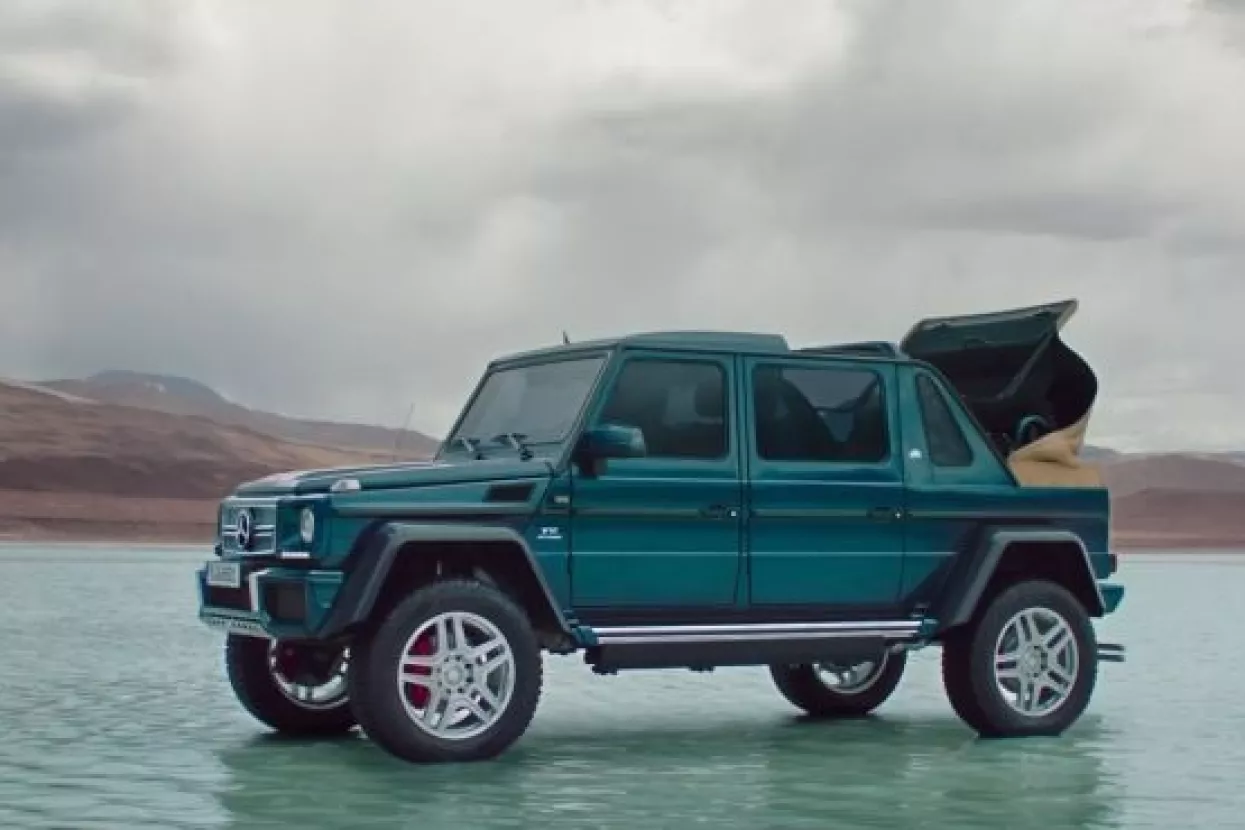VIDEO: Mercedes-Maybach G 650 Landaulet - vole ga predsjednici, a za cijenu se ne pita