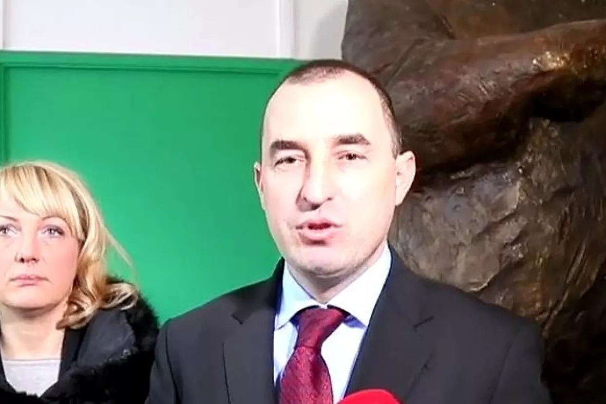 Bivši HSS-ovci utemeljili 'Zelenu listu', najavili suradnju s Bandićem