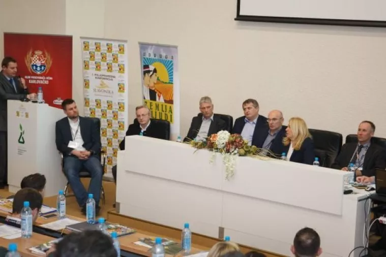 Tolušić na otvorenju Slavonike: Ove godine planiramo raspisati 50 natječaja, vrijednih 500 milijuna eura