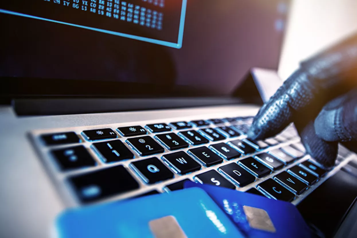 Četvorka uhićena zbog sumnje da su Jadransku banku oštetili za 42,5 milijuna kuna