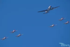 VIDEO: Krila Oluje ispratila nad Zadrom DC-3 Breitling