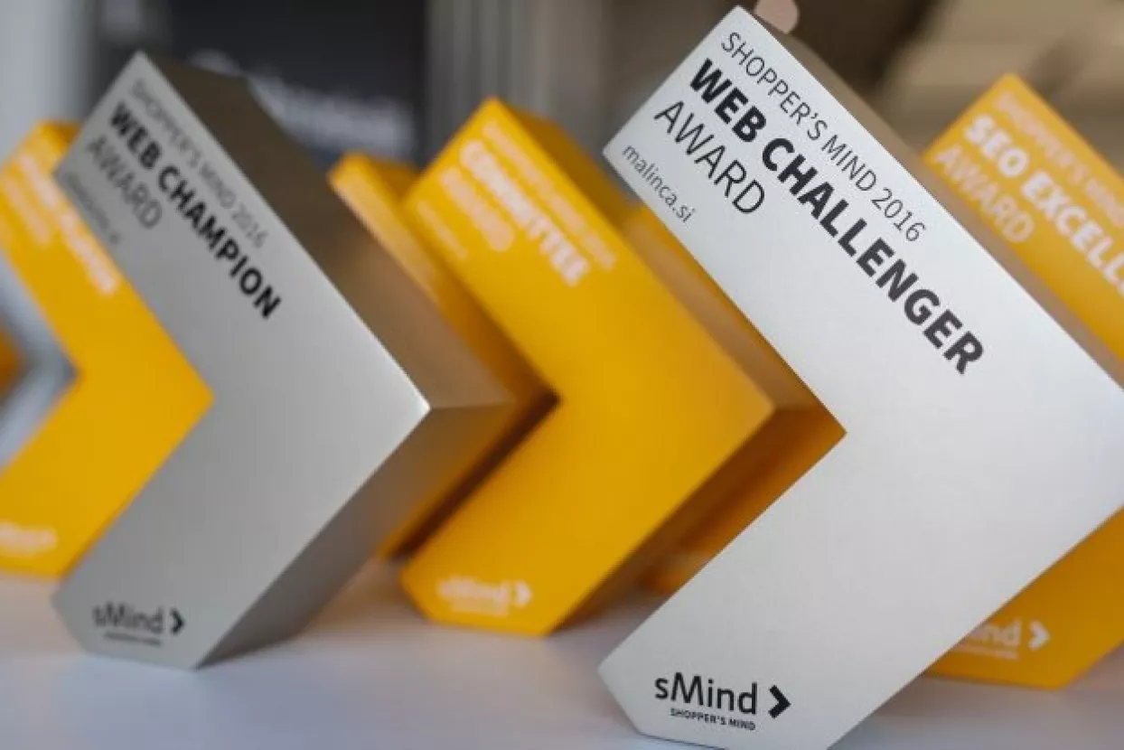 Glasajte i osvojite iPhone! Tko su najbolji web trgovci 2017?