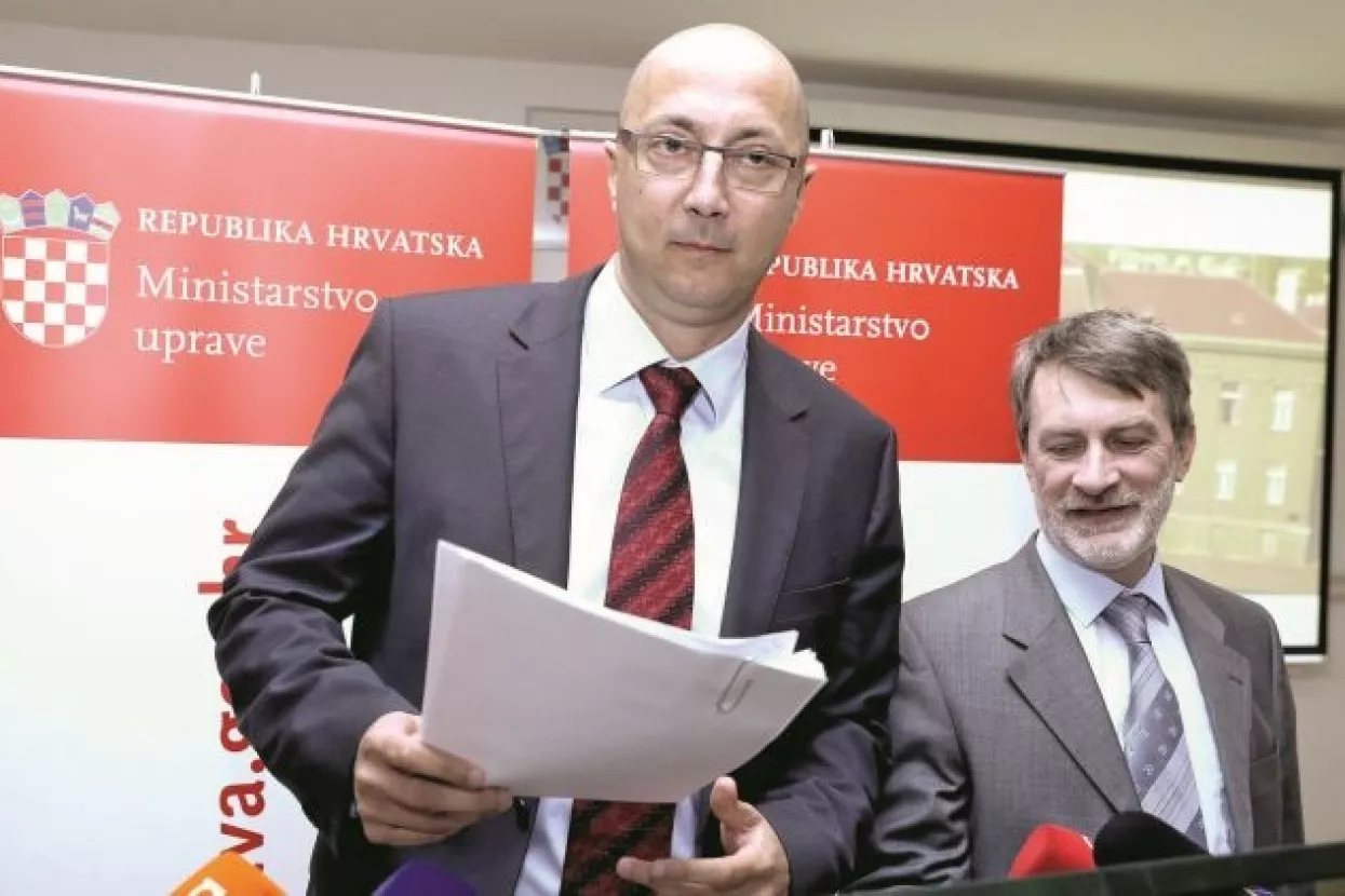 Čudnovati kljunaši: Zašto novinarskoj profesiji u Hrvatskoj prijeti izumiranje