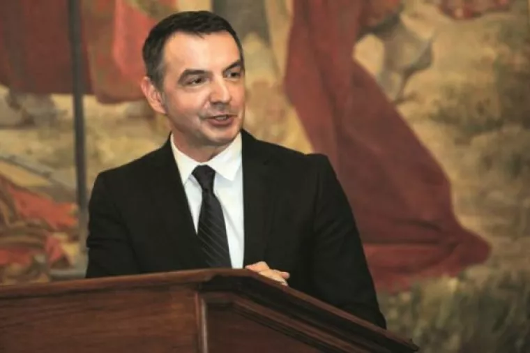 Transformacija Heruca iz tvornice u Fabriku