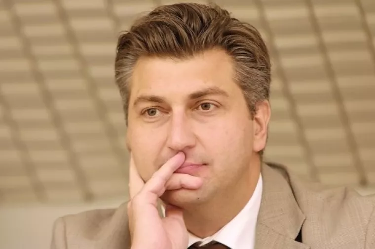 Plenković o poslovanju HEP-a, restrukturiranju Agrokora i otpisu duga blokiranima