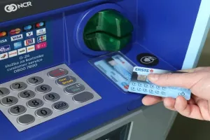 Erste banka predstavila uslugu beskontaktnog podizanja gotovine