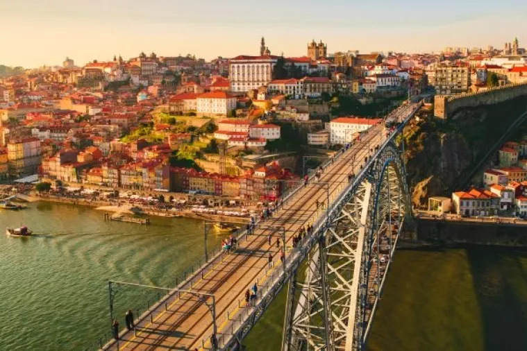 Keynesijanizam u praksi: Portugal srezao fiskalni deficit povećavajući plaće i mirovine