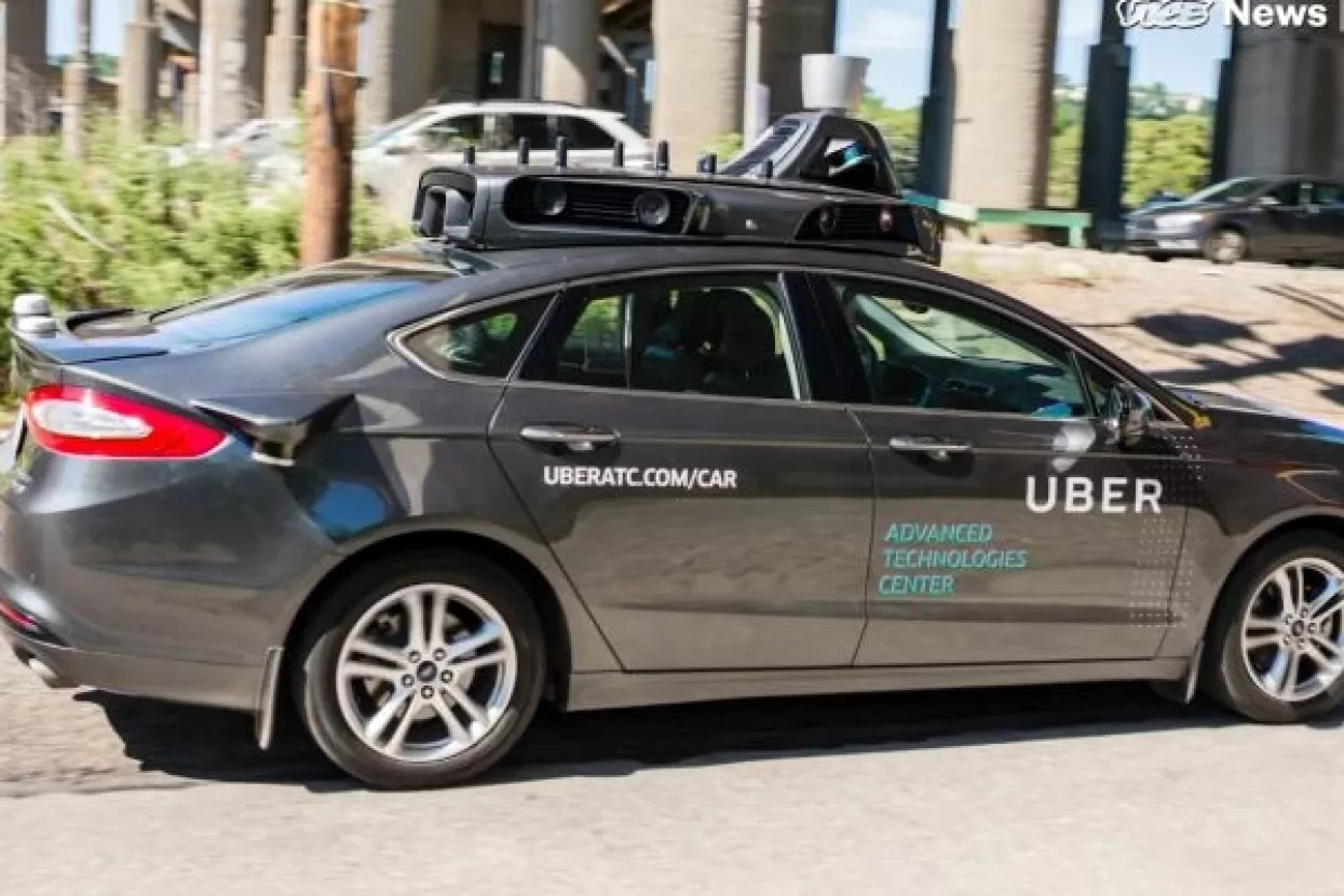 Kalifornija: Utrka samovozećih automobila djelomično uspješna, do cilja stigla četiri vozila