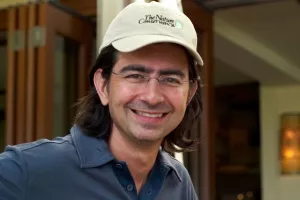 Osnivač eBaya donira 100 milijuna dolara za borbu protiv govora mržnje, lažnih vijesti