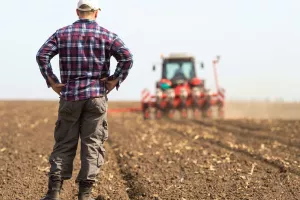 U novom broju Lidera: Mali poljoprivrednici - Tko će za koga orati i kopati nakon Agrokora