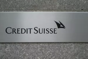 Credit Suisse suočen s prvim 'vetom' na isplatu bonusa menadžmentu