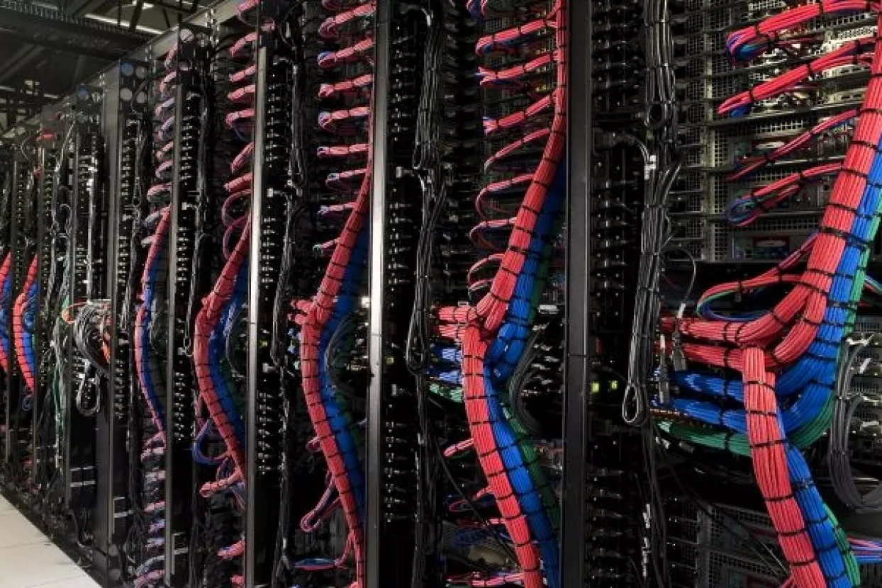 Prihodi IBM-a u restrukturiranju pali 20. tromjesečje zaredom, dobit manja 13 posto