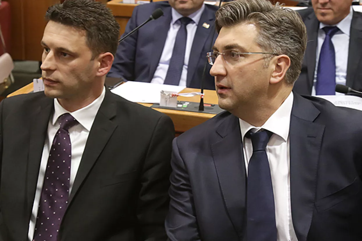Petrov: HDZ drugi put ru&scaron;i svoju Vladu, ovakav rasplet nismo očekivali
