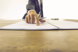 Precizno tumačenje: Javni bilježnici prema pravu EU ne mogu slati ovršne isprave