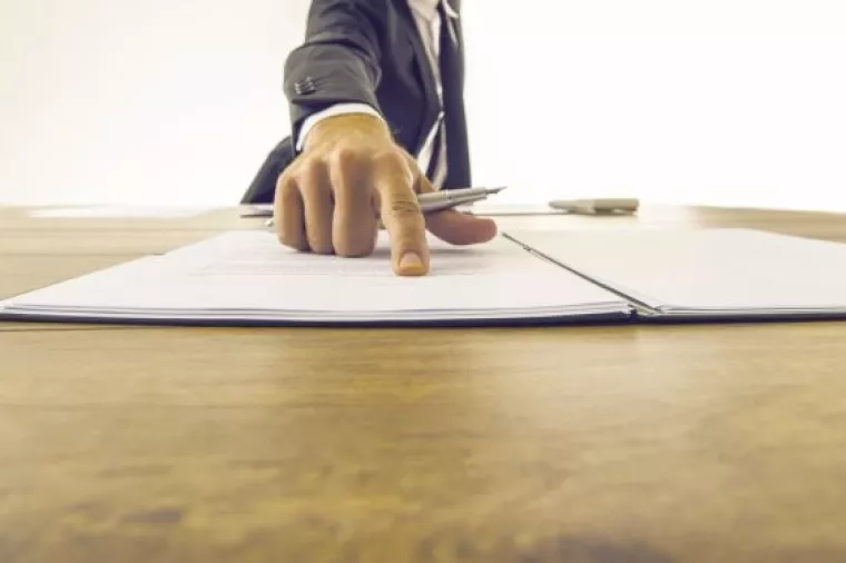 Precizno tumačenje: Javni bilježnici prema pravu EU ne mogu slati ovršne isprave