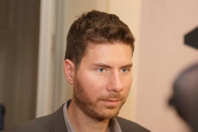 Pernar: Naš je partner 'stao na tamnu stranu', ako se sutra ne pojavi raskidamo koaliciju