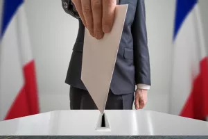 Današnji izbori u Francuskoj imat će povijestan ishod - najmlađeg predsjednika ili prvu predsjednicu