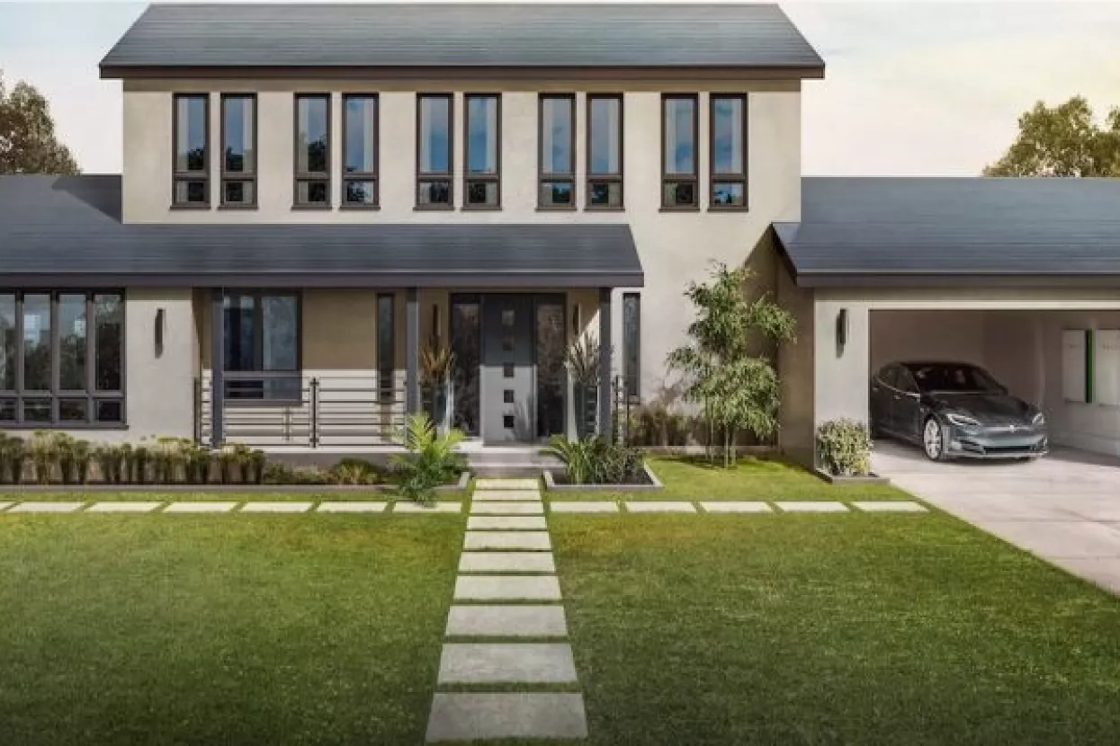 Musk: Kvadrat solarnog krova 150 kuna, garancija 'beskrajna'