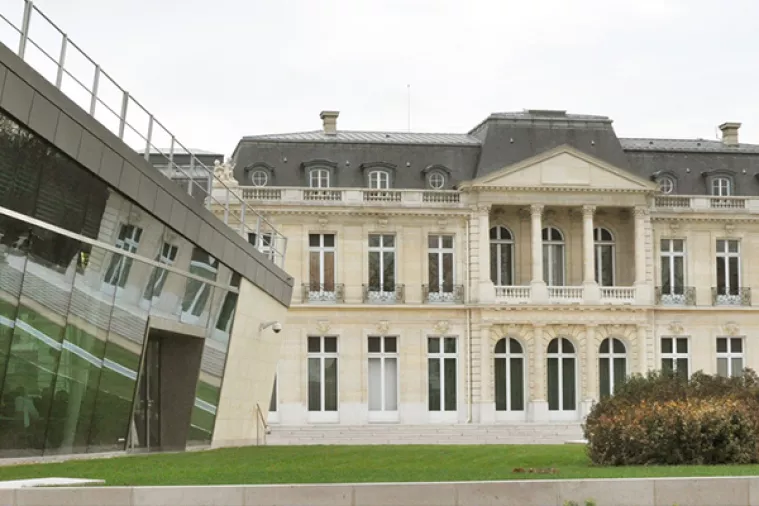 OECD: Pretpostavka za uvođenje temeljnog dohotka je povećanje poreza