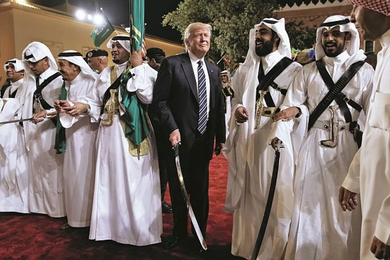 Trump isporučio 'predivnu vojnu opremu' za održavanje kaosa na Bliskom istoku