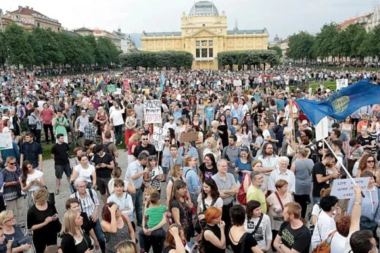 'Ni lijevi ni desni' pozvali na ostavke vodećih ljudi u odgoju i obrazovanju
