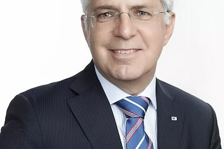 Napredujte kroz izazove digitalne transformacije pomoću Global Executive MBA programa