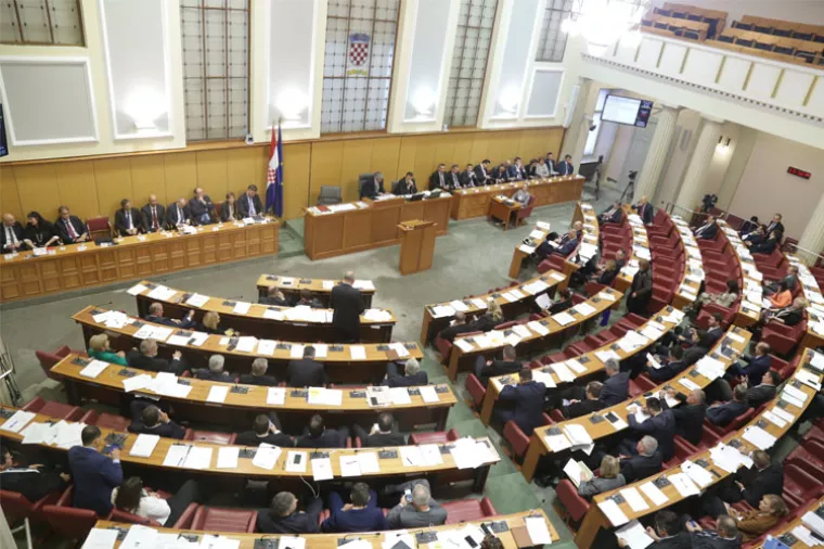 'Politička prostitucija' u Saboru