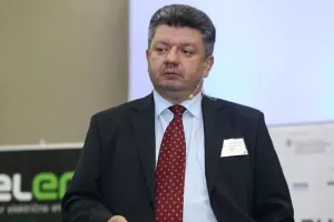 Geotermalni izvori mogu se koristiti za baznu energiju