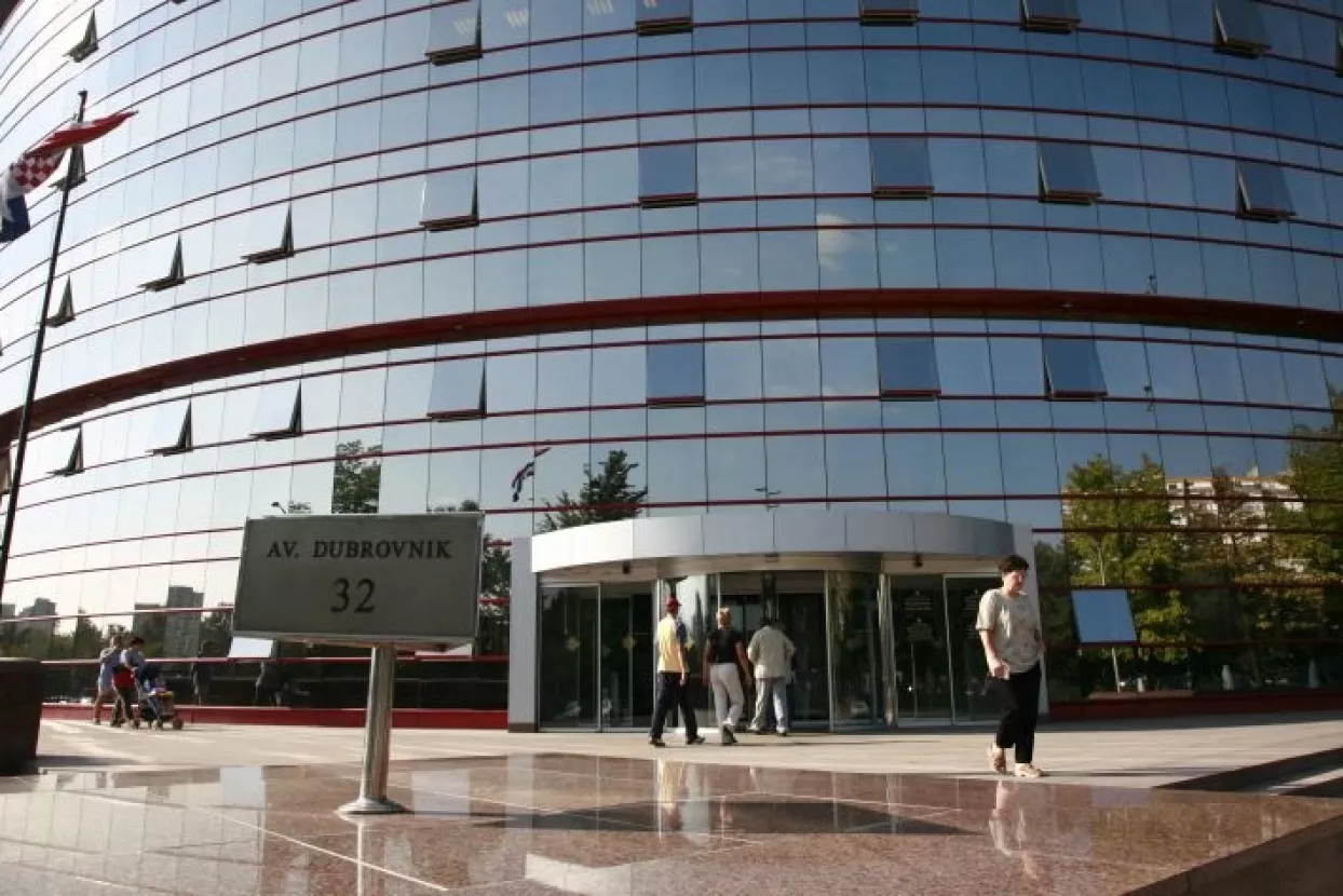 Podsjetnik: Paušalisti od srpnja račune izdaju na elektroničkim naplatnim uređajima