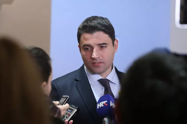 U fokusu SDP-a: Decentralizacija, transformacija lokalne samouprave i obrazovna reforma