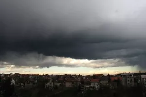 Zbog olujnog nevremena na području Zagreba 60-ak intervencija