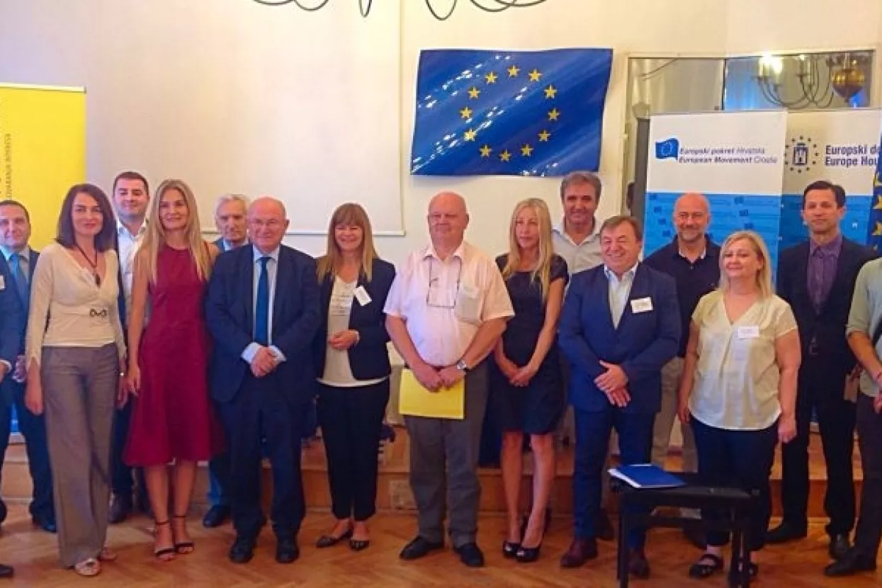 FOTO: Novo vodstvo Hrvatskih lobista - Naš prioritet je transparentnost lobiranja i registar lobista