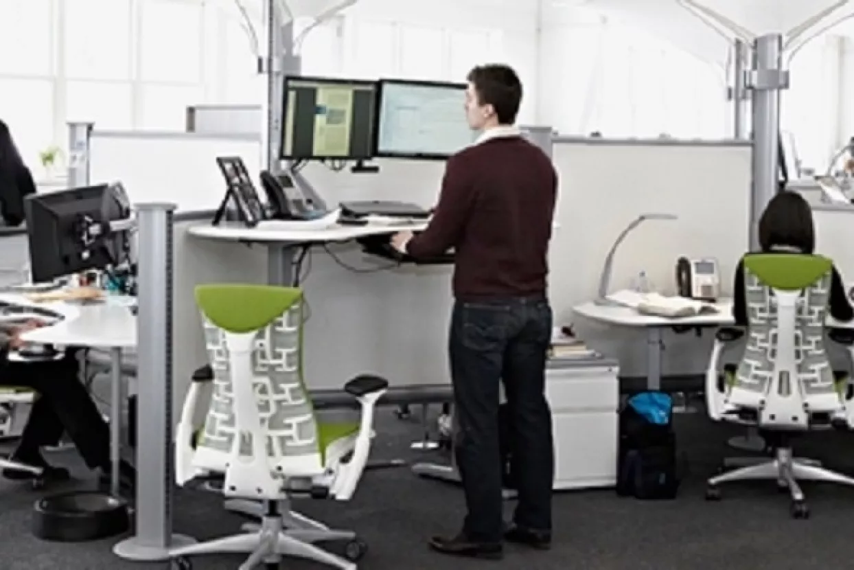 Pametni radni stolovi neće vam dopustiti da sjedite