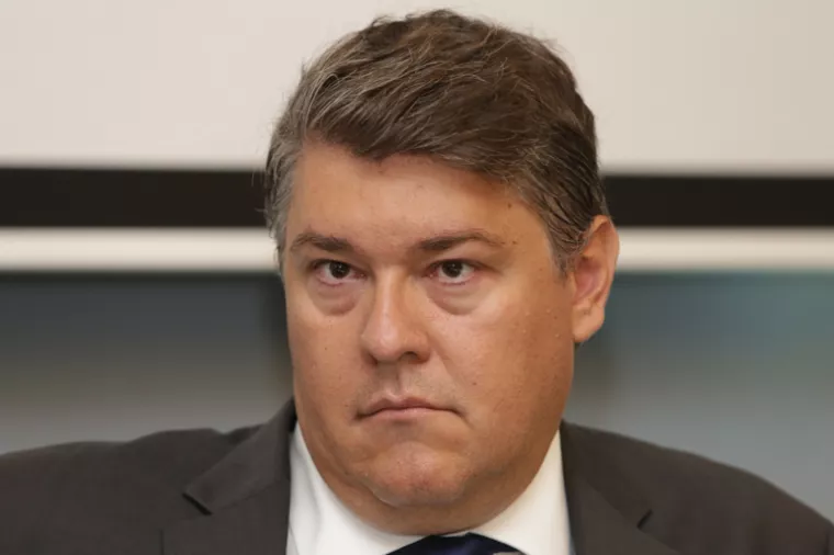 Lalovac: Od naknada i provizija banaka mogli smo izgraditi dva Pelješka mosta