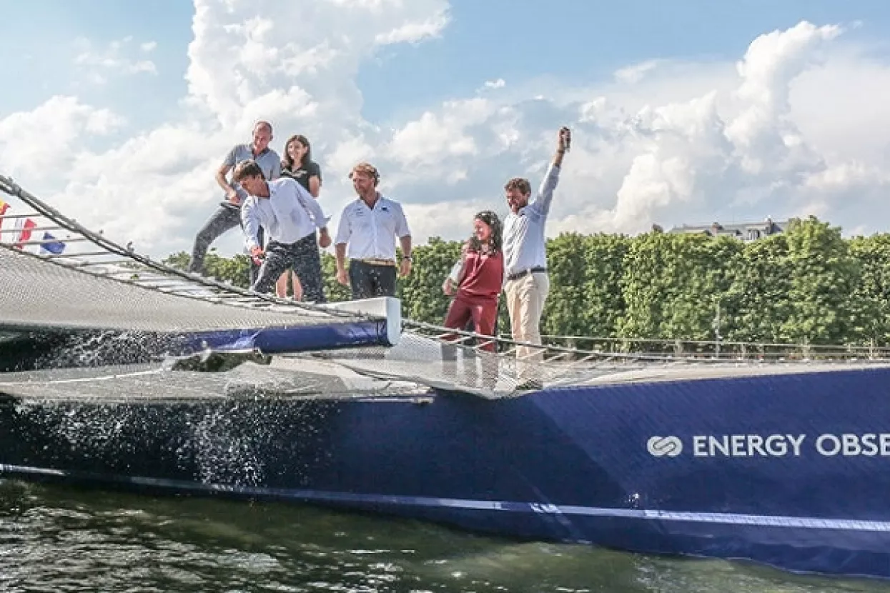 VIDEO: Brod koji sam stvara gorivo krenuo na šestogodišnju Odiseju